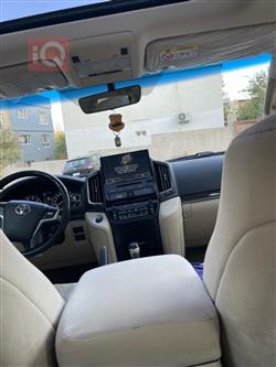 تويوتا لاندكروزر